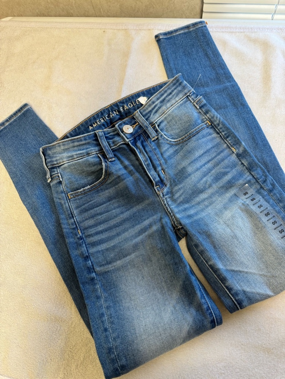 American Eagle Outfitters Mid Blue Skinny Jeans